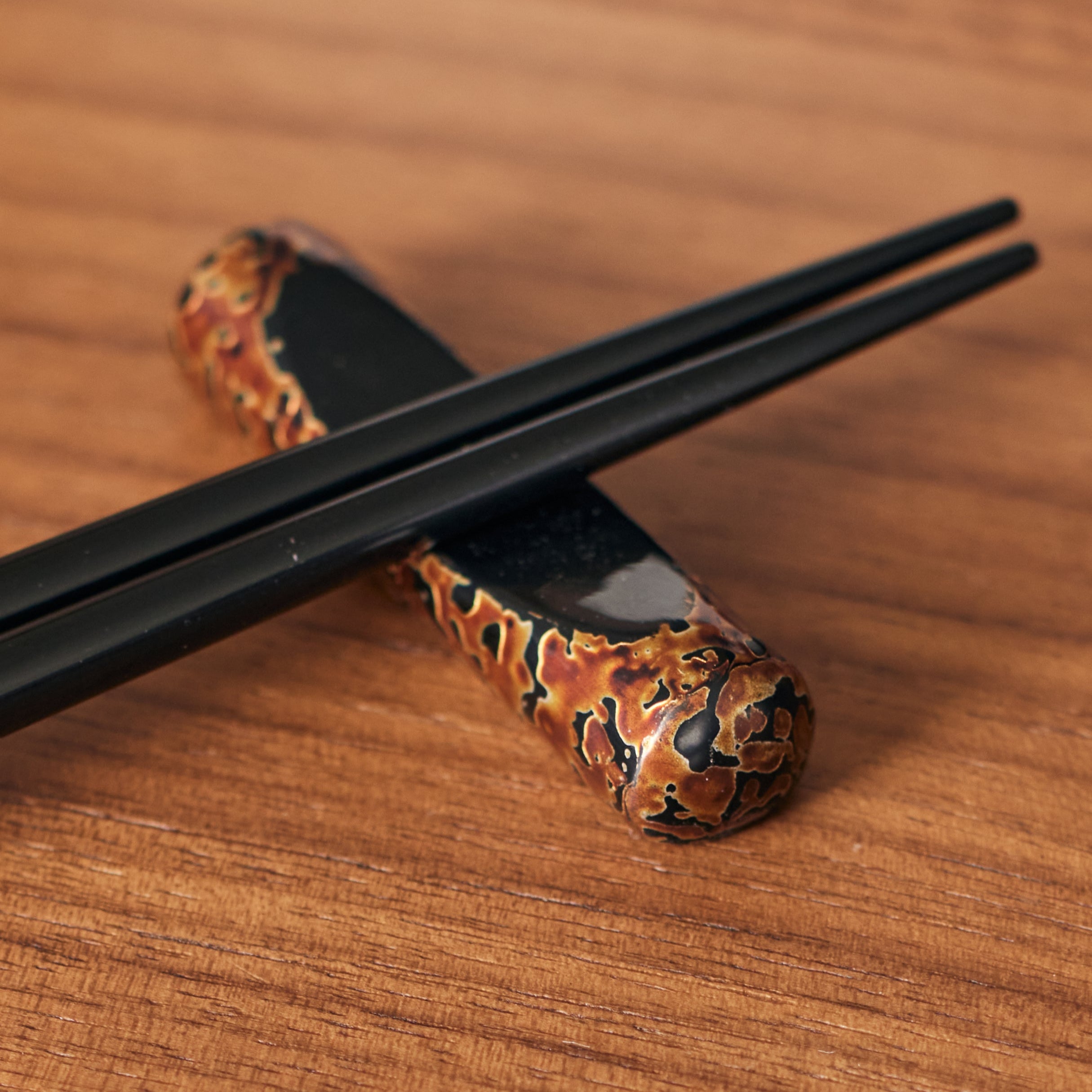 Lacquered Chopsticks & Chopsticks Rest