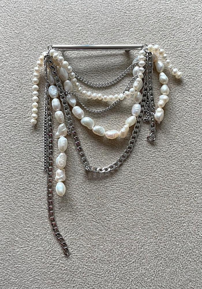Baroque Pearl Silver Chain Tassel Brooch